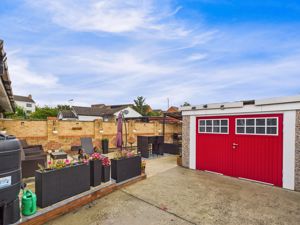 Photo 12- click for photo gallery